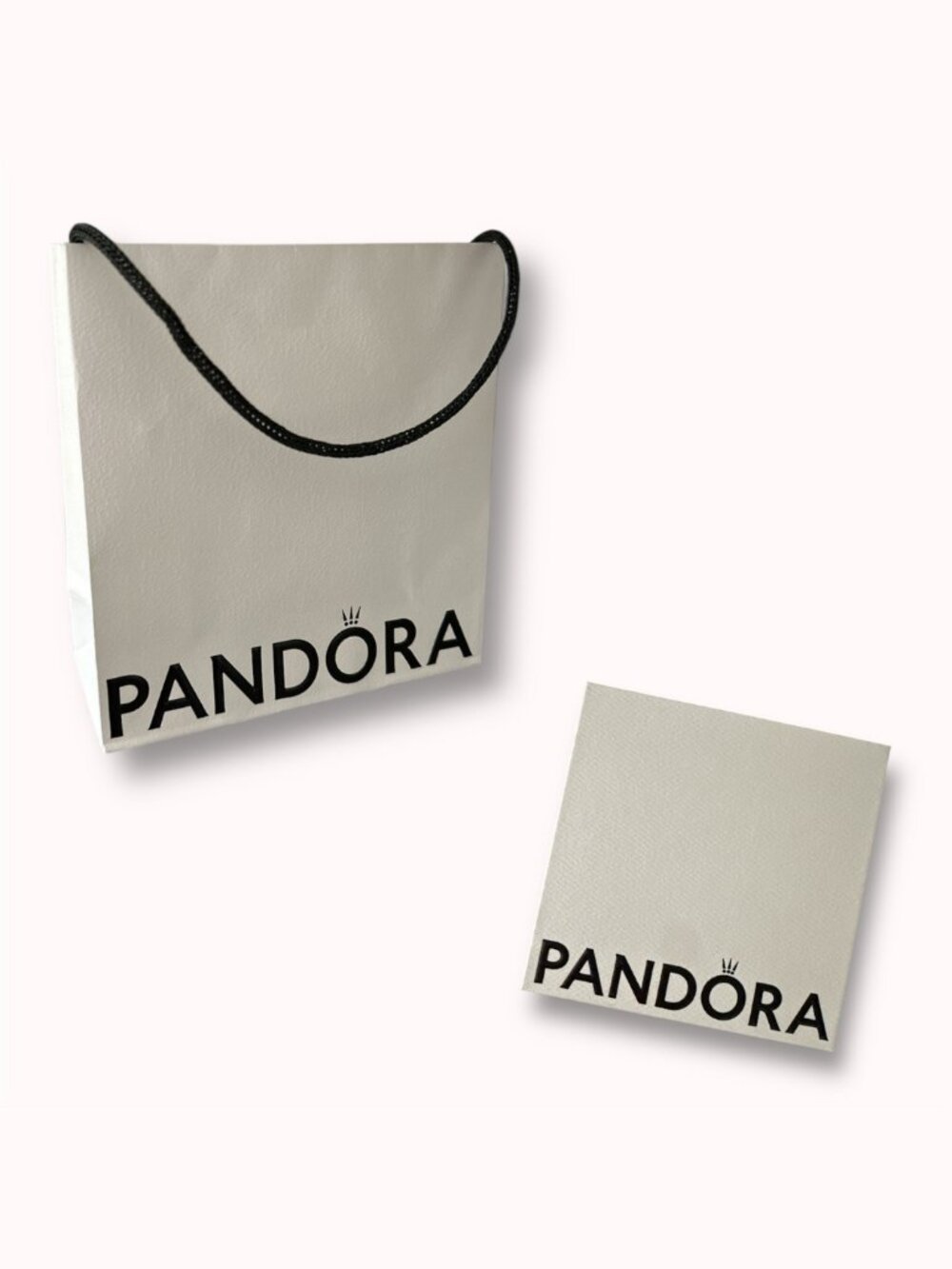FREE WITH $30+ Pandora gift packaging (box + bag)
